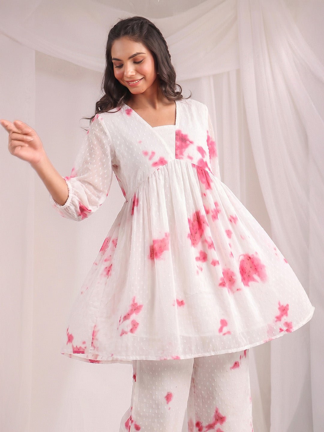 JAA26CD04528_1.jpg Off White Dobby Georgette Abstract Gathered Cord Set - Image 1